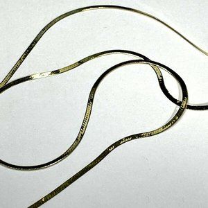 Shimmering 14K Solid Yellow Gold Herringbone 1.3mm Chain Necklace 16”